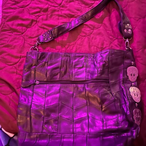 Used once leather and stainless steel - Picture 4 of 4